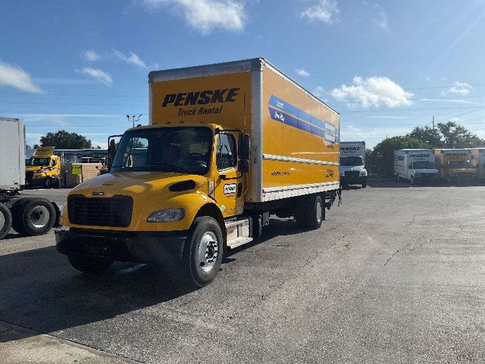2022 Freightliner M2 106 Medium Duty photo 3