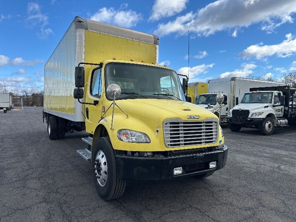 Medium Duty Box Truck-Light and Medium Duty Trucks-Freightliner-2022-M2-Parsippany-NJ-224,245\n\t\tmiles-$ 40,000 - Image 1