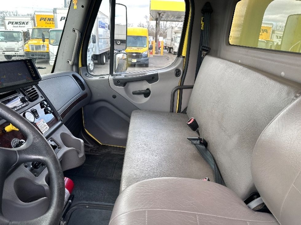 Medium Duty Box Truck-Light and Medium Duty Trucks-Freightliner-2022-M2-Parsippany-NJ-224,245\n\t\tmiles-$ 40,000 - Image 19