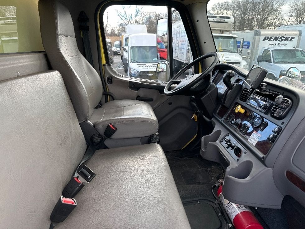 Medium Duty Box Truck-Light and Medium Duty Trucks-Freightliner-2022-M2-Parsippany-NJ-224,245\n\t\tmiles-$ 40,000 - Image 22