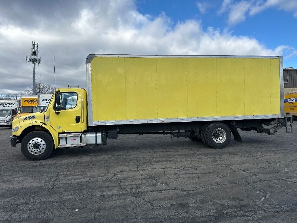 Medium Duty Box Truck-Light and Medium Duty Trucks-Freightliner-2022-M2-Parsippany-NJ-224,245\n\t\tmiles-$ 40,000 - Image 4