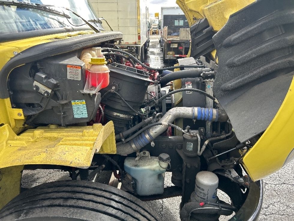 Medium Duty Box Truck-Light and Medium Duty Trucks-Freightliner-2022-M2-Parsippany-NJ-225,342\n\t\tmiles-$ 39,750 - Image 23
