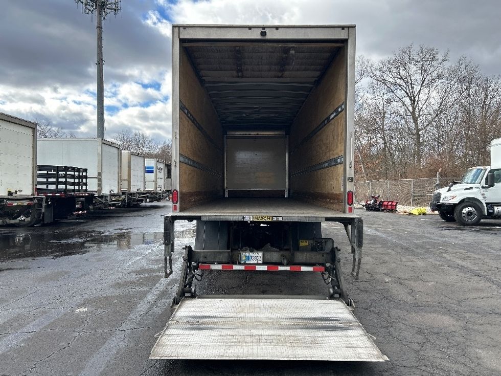 Medium Duty Box Truck-Light and Medium Duty Trucks-Freightliner-2022-M2-Parsippany-NJ-225,342\n\t\tmiles-$ 39,750 - Image 9