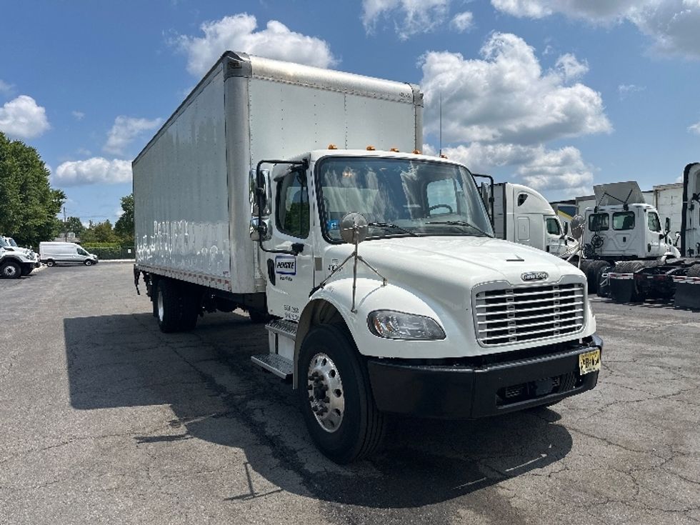 Medium Duty Box Truck-Light and Medium Duty Trucks-Freightliner-2022-M2-Parsippany-NJ-235,036\n\t\tmiles-$ 53,500 - Image 1