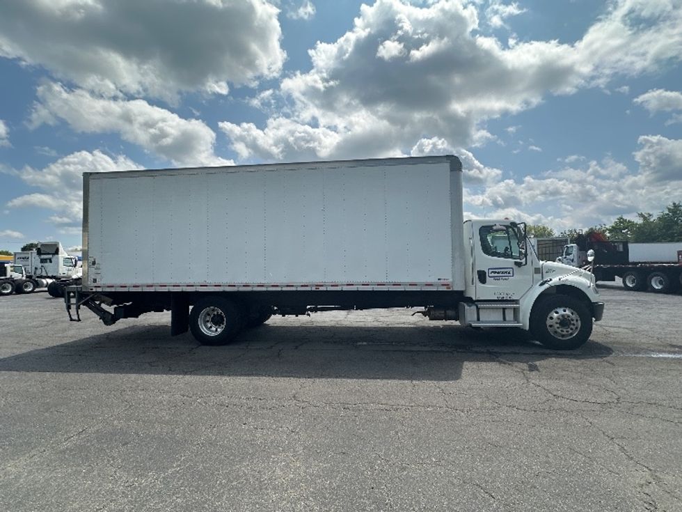 Medium Duty Box Truck-Light and Medium Duty Trucks-Freightliner-2022-M2-Parsippany-NJ-235,036\n\t\tmiles-$ 53,500 - Image 15