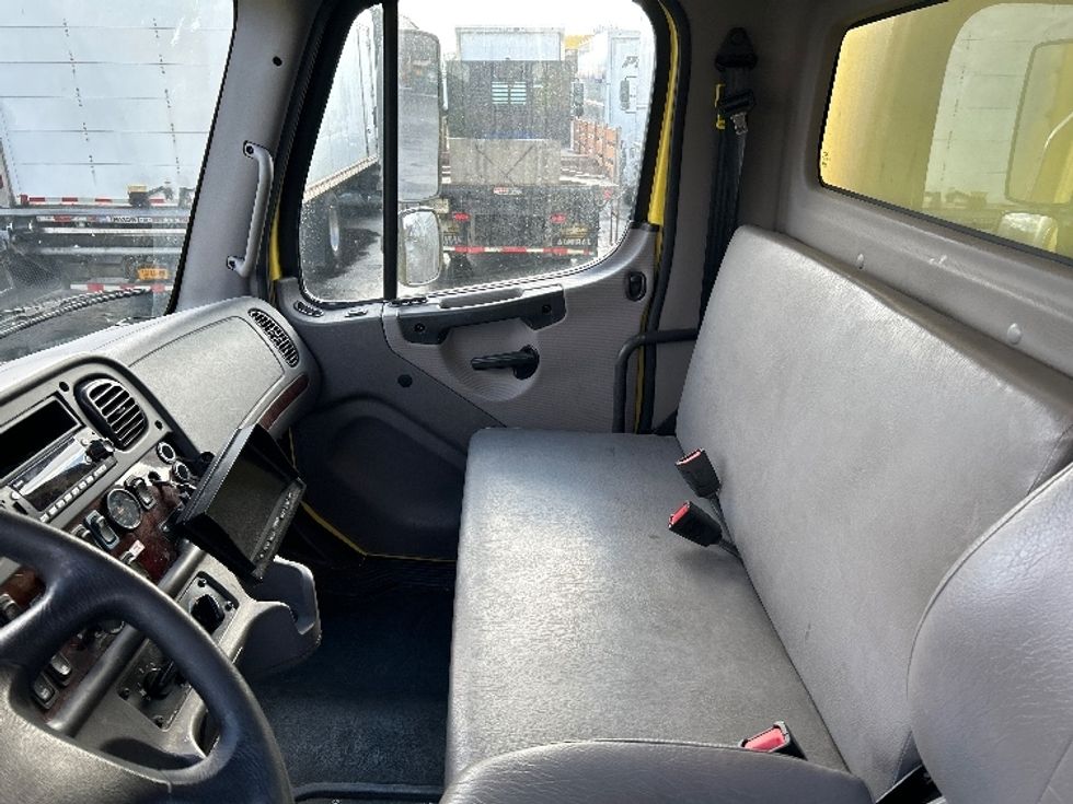 Medium Duty Box Truck-Light and Medium Duty Trucks-Freightliner-2022-M2-Parsippany-NJ-245,866\n\t\tmiles-$ 36,250 - Image 19