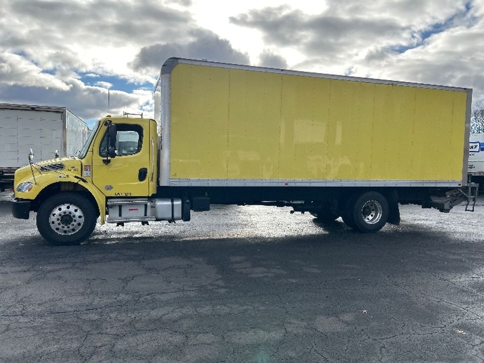 Medium Duty Box Truck-Light and Medium Duty Trucks-Freightliner-2022-M2-Parsippany-NJ-245,866\n\t\tmiles-$ 36,250 - Image 4