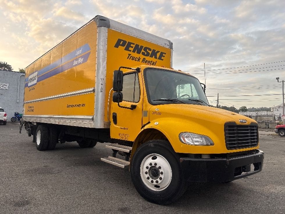 Medium Duty Box Truck-Light and Medium Duty Trucks-Freightliner-2022-M2-Parsippany-NJ-249,880\n\t\tmiles-$ 44,500 - Image 1
