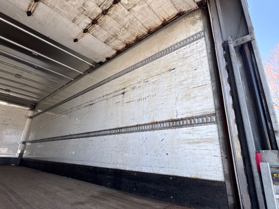 Medium Duty Box Truck-Light and Medium Duty Trucks-Freightliner-2022-M2-Parsippany-NJ-340,375\n\t\tmiles-$ 27,750 - Image 12