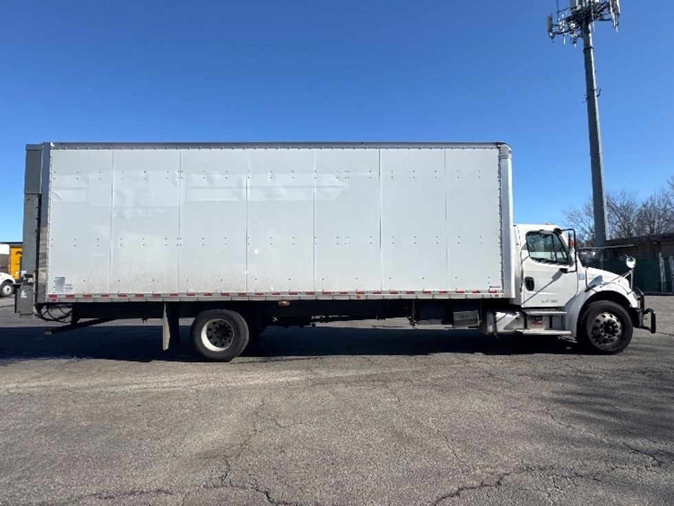 Medium Duty Box Truck-Light and Medium Duty Trucks-Freightliner-2022-M2-Parsippany-NJ-340,375\n\t\tmiles-$ 27,750 - Image 15