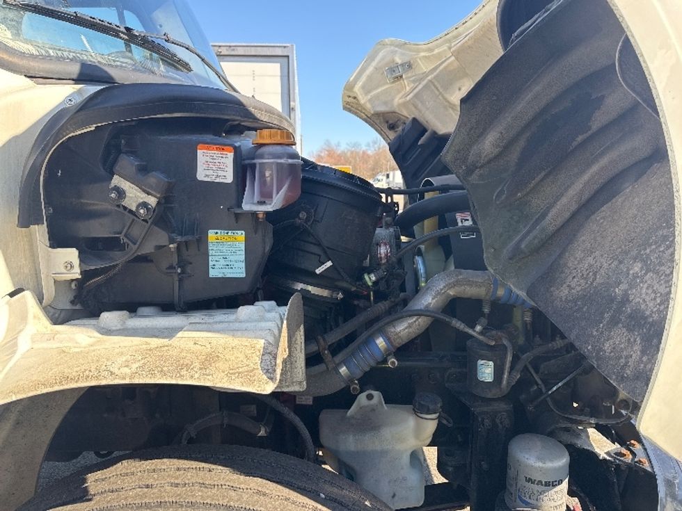 Medium Duty Box Truck-Light and Medium Duty Trucks-Freightliner-2022-M2-Parsippany-NJ-340,375\n\t\tmiles-$ 27,750 - Image 23