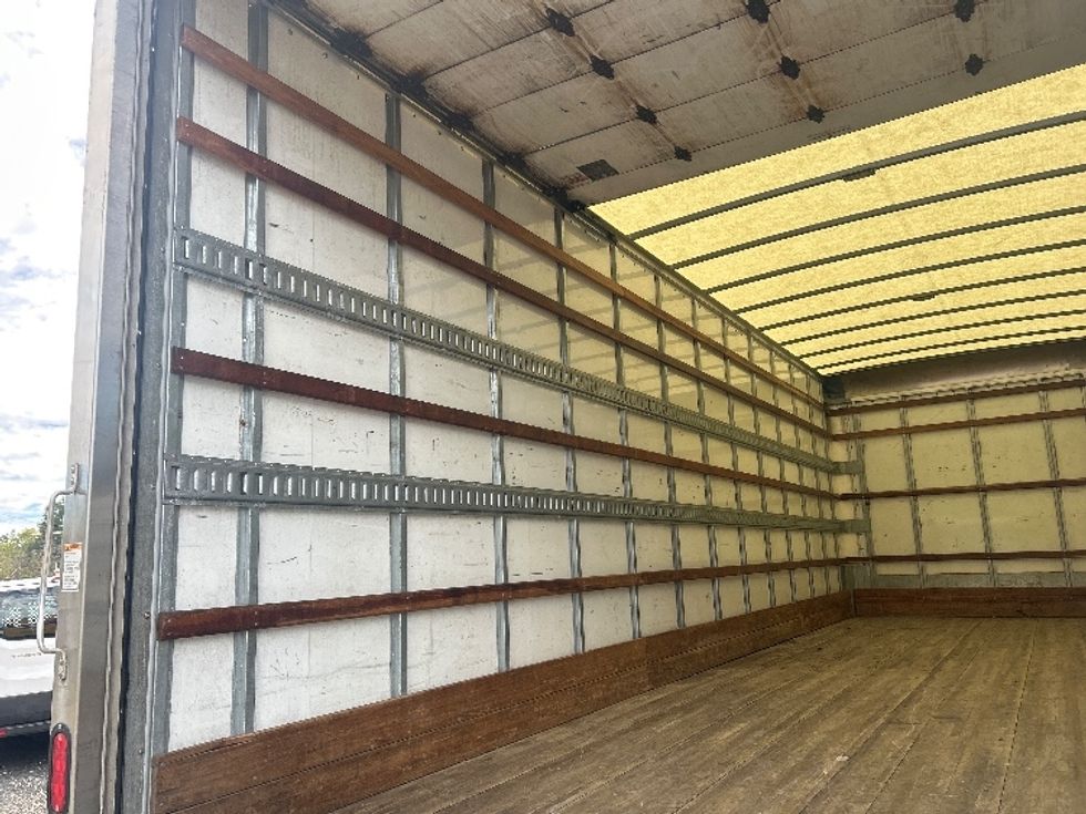 Medium Duty Box Truck-Light and Medium Duty Trucks-Freightliner-2022-M2-Pennsauken-NJ-257,802\n\t\tmiles-$ 43,250 - Image 11