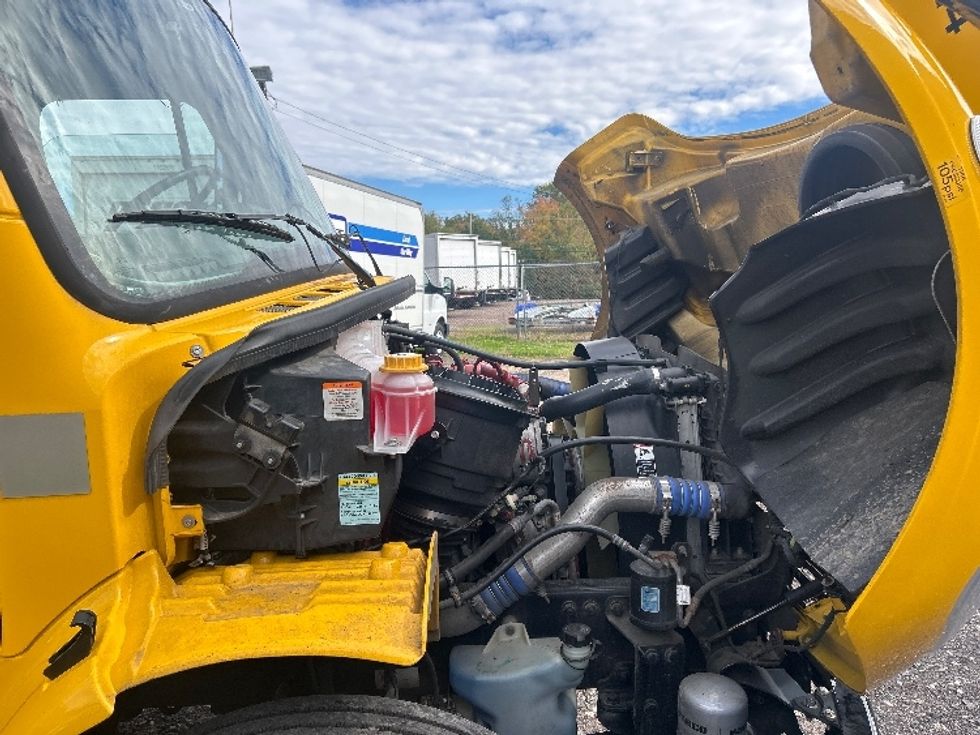 Medium Duty Box Truck-Light and Medium Duty Trucks-Freightliner-2022-M2-Pennsauken-NJ-257,802\n\t\tmiles-$ 43,250 - Image 23