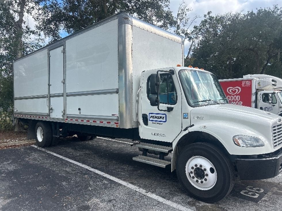 Medium Duty Box Truck-Light and Medium Duty Trucks-Freightliner-2022-M2-Pensacola-FL-147,966\n\t\tmiles-$ 61,000 - Image 1