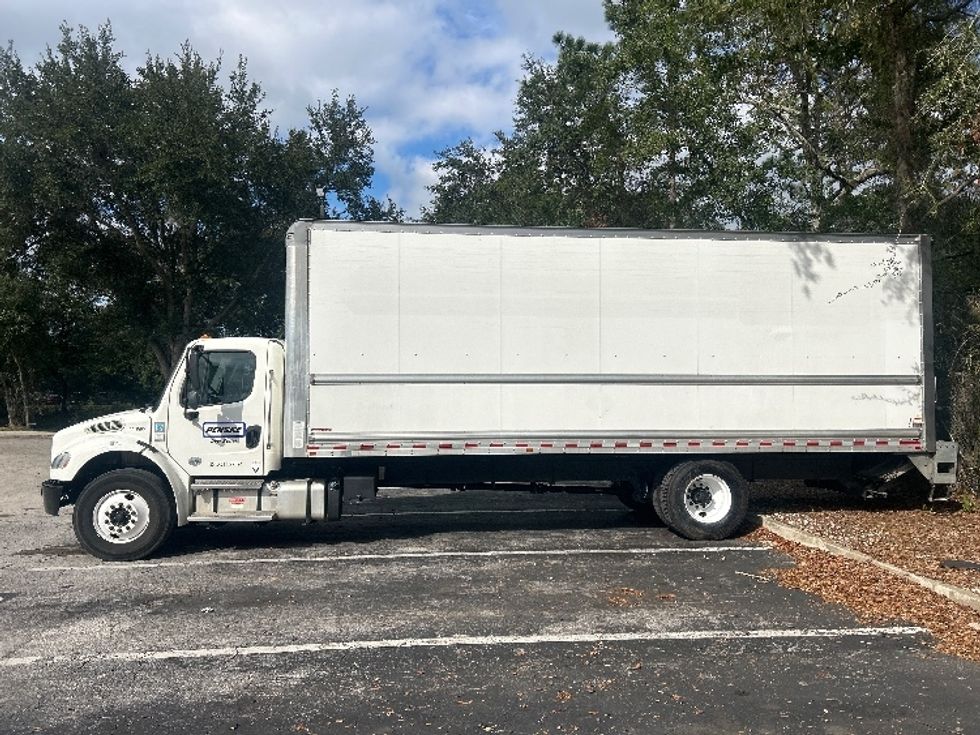 Medium Duty Box Truck-Light and Medium Duty Trucks-Freightliner-2022-M2-Pensacola-FL-147,966\n\t\tmiles-$ 61,000 - Image 4