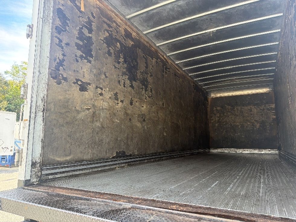 Medium Duty Box Truck-Light and Medium Duty Trucks-Freightliner-2022-M2-Pensacola-FL-207,617\n\t\tmiles-$ 51,500 - Image 11
