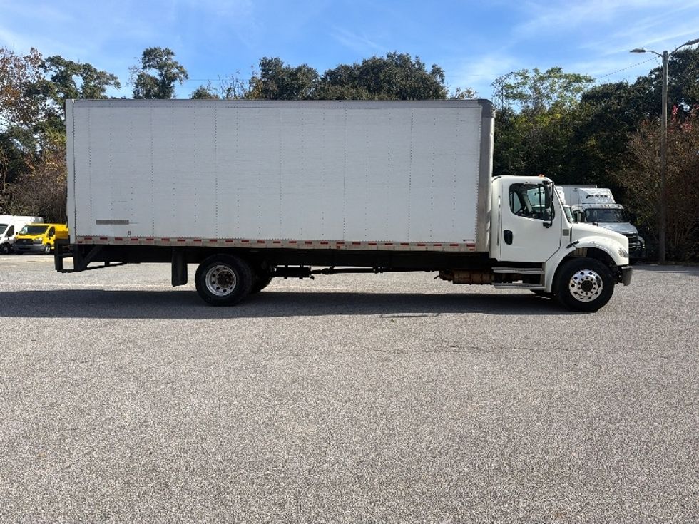 Medium Duty Box Truck-Light and Medium Duty Trucks-Freightliner-2022-M2-Pensacola-FL-207,617\n\t\tmiles-$ 51,500 - Image 15