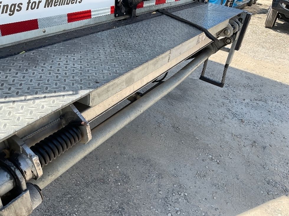 Medium Duty Box Truck-Light and Medium Duty Trucks-Freightliner-2022-M2-Pensacola-FL-225,073\n\t\tmiles-$ 57,750 - Image 27