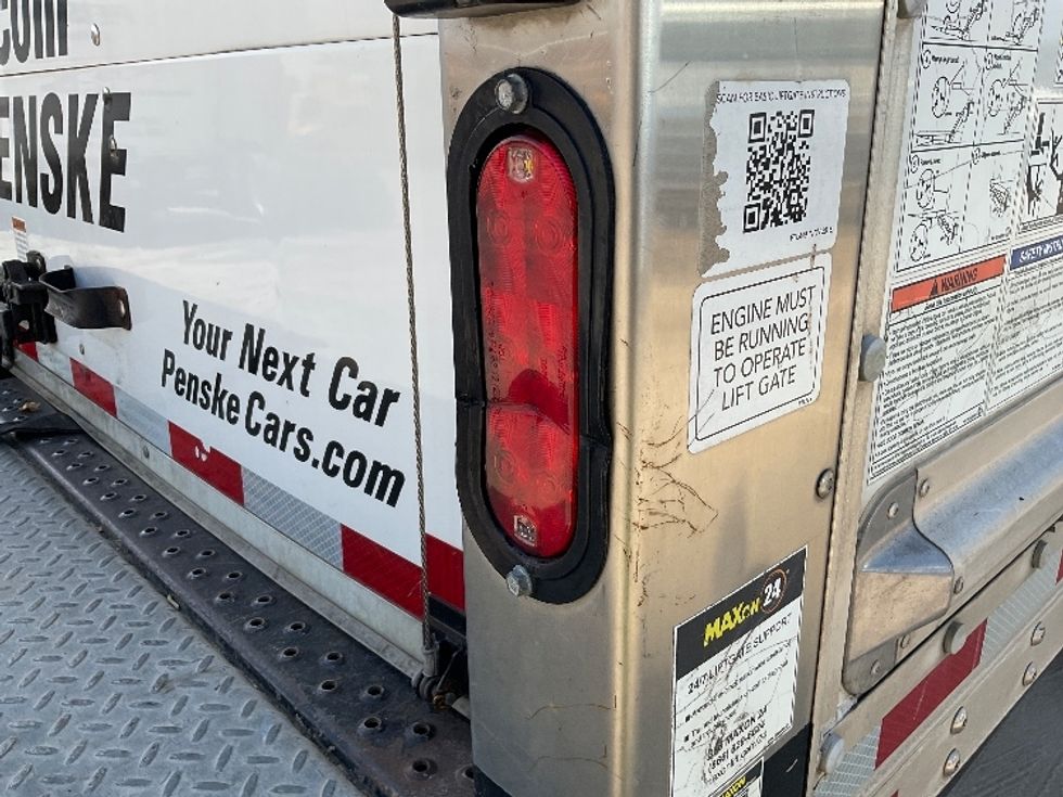 Medium Duty Box Truck-Light and Medium Duty Trucks-Freightliner-2022-M2-Pensacola-FL-225,073\n\t\tmiles-$ 57,750 - Image 28