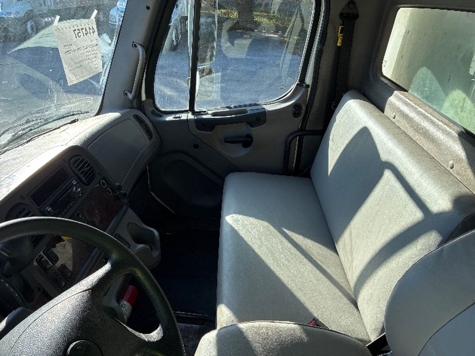 Medium Duty Box Truck-Light and Medium Duty Trucks-Freightliner-2022-M2-Pensacola-FL-267,710\n\t\tmiles-$ 41,000 - Image 18