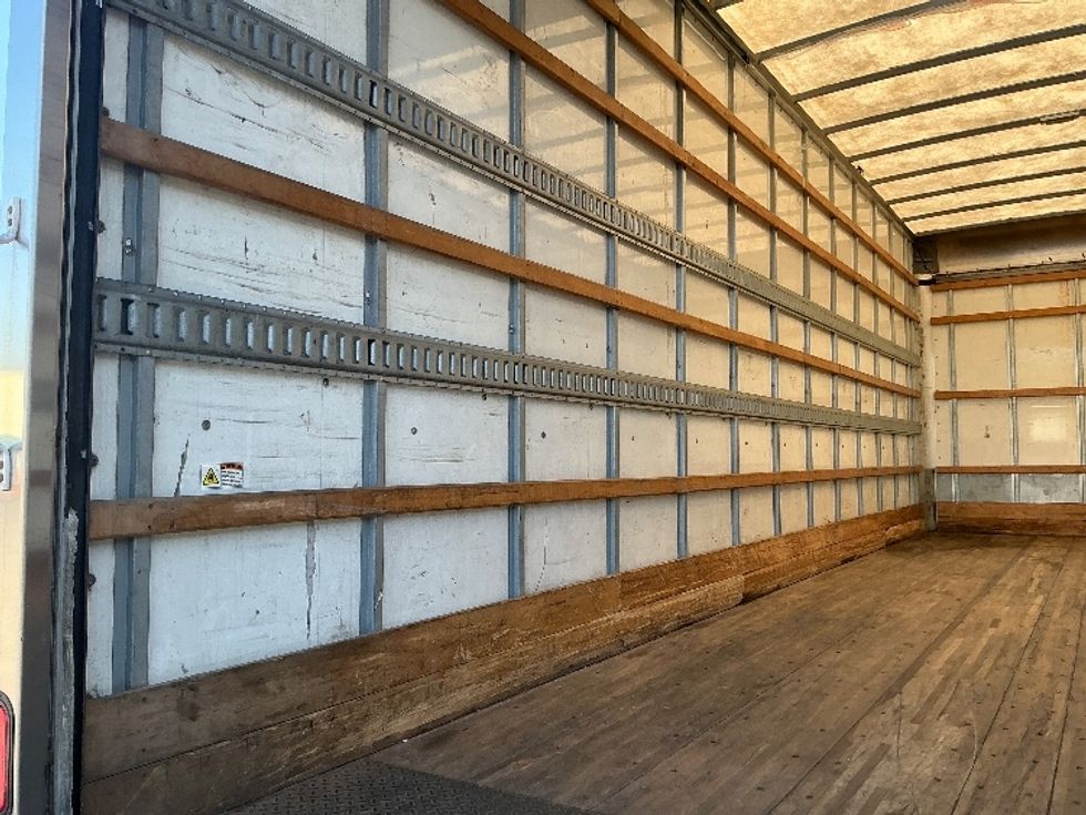 Medium Duty Box Truck-Light and Medium Duty Trucks-Freightliner-2022-M2-Pensacola-FL-323,293\n\t\tmiles-$ 30,250 - Image 11