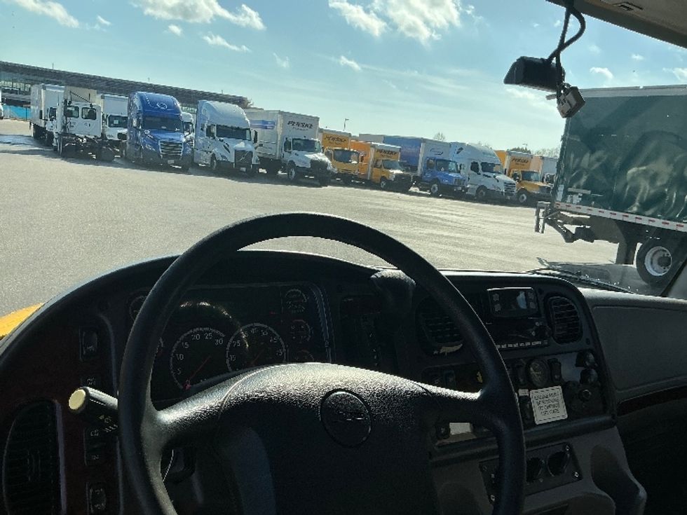 Medium Duty Box Truck-Light and Medium Duty Trucks-Freightliner-2022-M2-Pensacola-FL-323,293\n\t\tmiles-$ 30,250 - Image 18