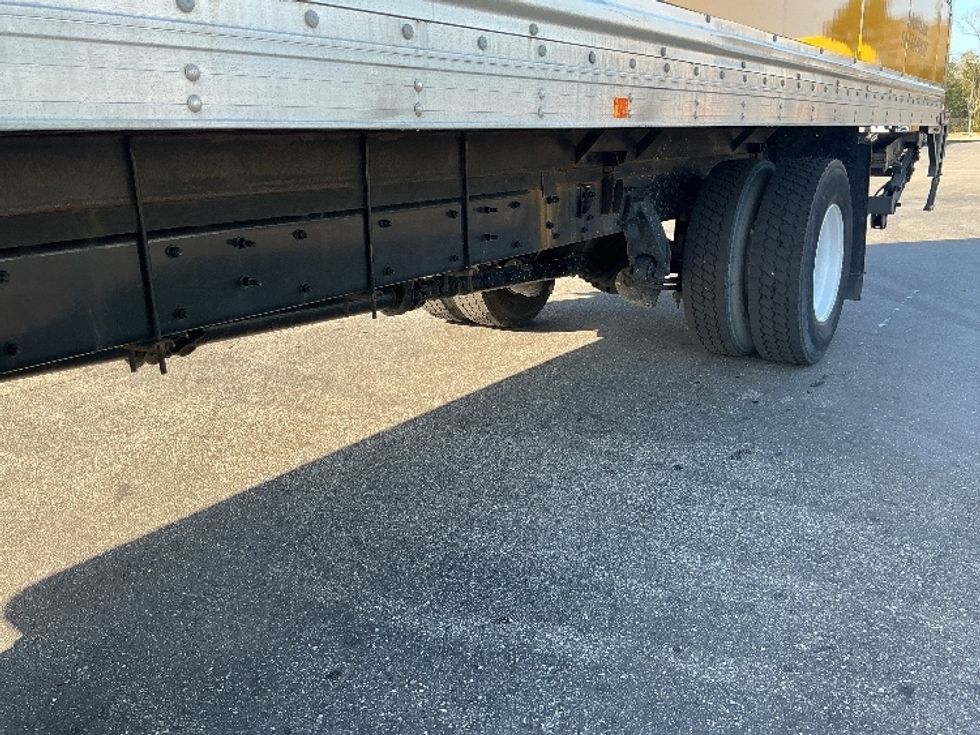 Medium Duty Box Truck-Light and Medium Duty Trucks-Freightliner-2022-M2-Pensacola-FL-323,293\n\t\tmiles-$ 30,250 - Image 5
