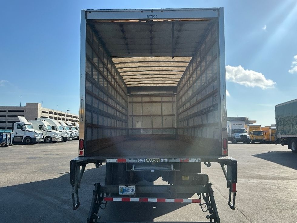 Medium Duty Box Truck-Light and Medium Duty Trucks-Freightliner-2022-M2-Pensacola-FL-323,293\n\t\tmiles-$ 30,250 - Image 8
