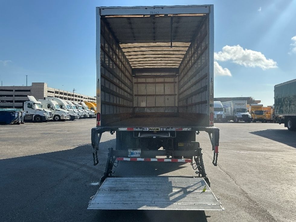 Medium Duty Box Truck-Light and Medium Duty Trucks-Freightliner-2022-M2-Pensacola-FL-323,293\n\t\tmiles-$ 30,250 - Image 9