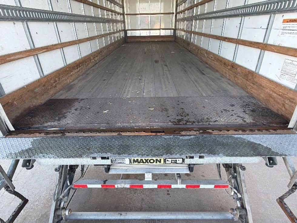 Medium Duty Box Truck-Light and Medium Duty Trucks-Freightliner-2022-M2-Peosta-IA-176,683\n\t\tmiles-$ 64,750 - Image 10
