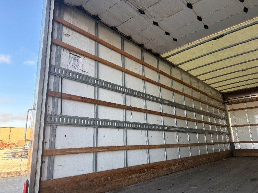 Medium Duty Box Truck-Light and Medium Duty Trucks-Freightliner-2022-M2-Peosta-IA-176,683\n\t\tmiles-$ 64,750 - Image 11