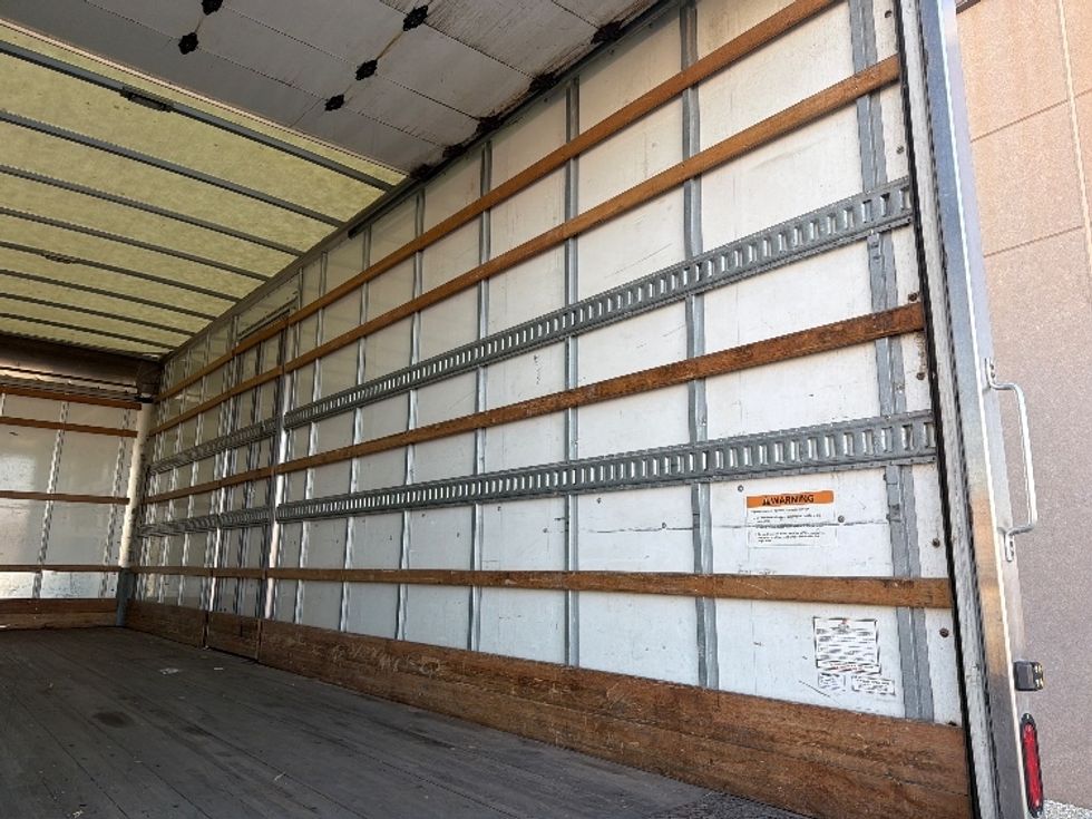 Medium Duty Box Truck-Light and Medium Duty Trucks-Freightliner-2022-M2-Peosta-IA-176,683\n\t\tmiles-$ 64,750 - Image 12