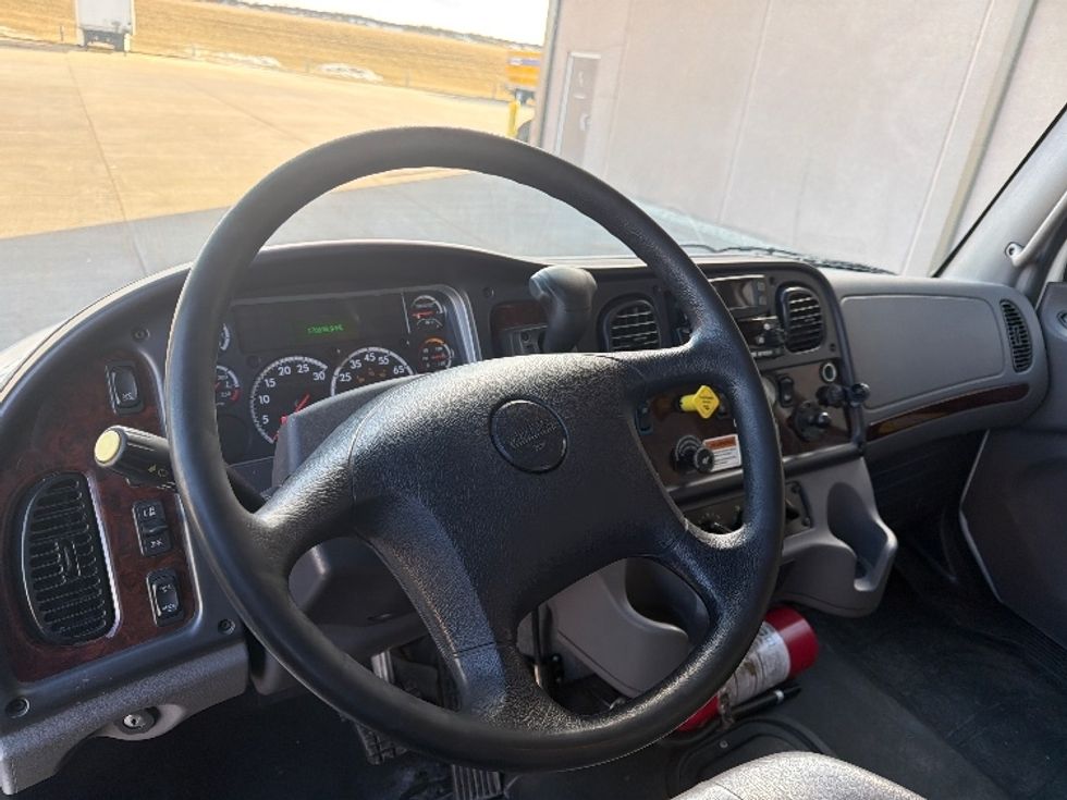 Medium Duty Box Truck-Light and Medium Duty Trucks-Freightliner-2022-M2-Peosta-IA-176,683\n\t\tmiles-$ 64,750 - Image 17