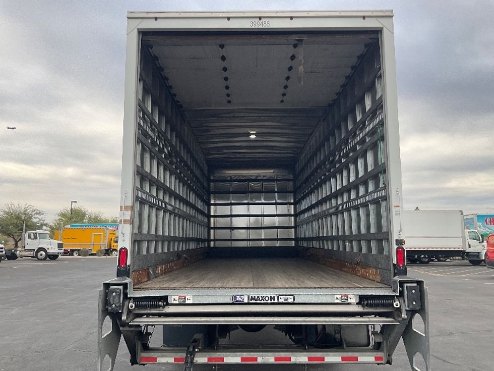 Medium Duty Box Truck-Light and Medium Duty Trucks-Freightliner-2022-M2-Phoenix-AZ-110,074\n\t\tmiles-$ 76,500 - Image 7