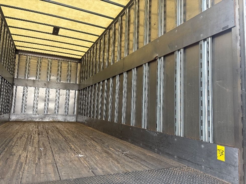 Medium Duty Box Truck-Light and Medium Duty Trucks-Freightliner-2022-M2-Phoenix-AZ-152,287\n\t\tmiles-$ 70,000 - Image 12