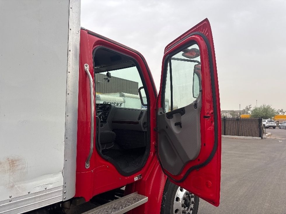 Medium Duty Box Truck-Light and Medium Duty Trucks-Freightliner-2022-M2-Phoenix-AZ-152,287\n\t\tmiles-$ 70,000 - Image 20