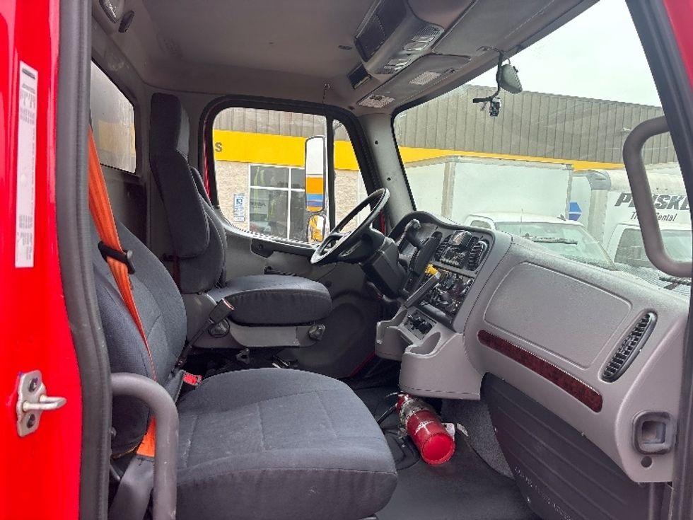 Medium Duty Box Truck-Light and Medium Duty Trucks-Freightliner-2022-M2-Phoenix-AZ-152,287\n\t\tmiles-$ 70,000 - Image 22