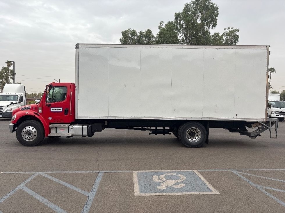 Medium Duty Box Truck-Light and Medium Duty Trucks-Freightliner-2022-M2-Phoenix-AZ-152,287\n\t\tmiles-$ 70,000 - Image 4