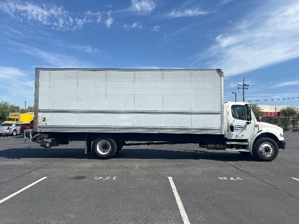 Medium Duty Box Truck-Light and Medium Duty Trucks-Freightliner-2022-M2-Phoenix-AZ-170,374\n\t\tmiles-$ 71,000 - Image 15