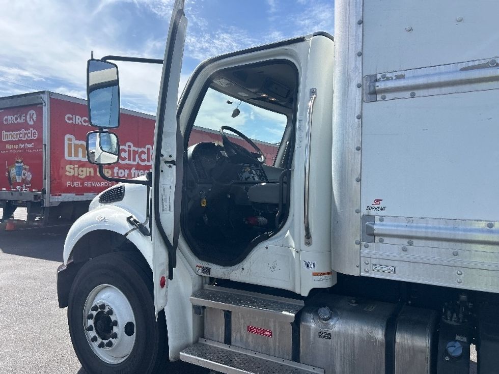 Medium Duty Box Truck-Light and Medium Duty Trucks-Freightliner-2022-M2-Phoenix-AZ-170,374\n\t\tmiles-$ 71,000 - Image 16