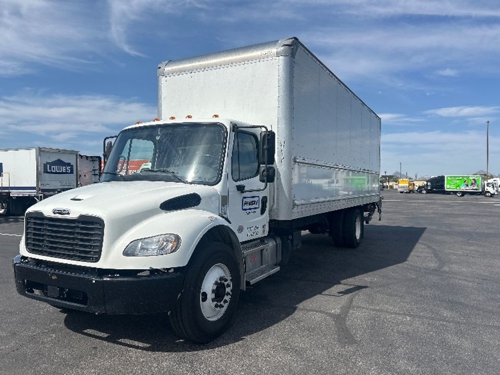 Medium Duty Box Truck-Light and Medium Duty Trucks-Freightliner-2022-M2-Phoenix-AZ-170,374\n\t\tmiles-$ 71,000 - Image 3