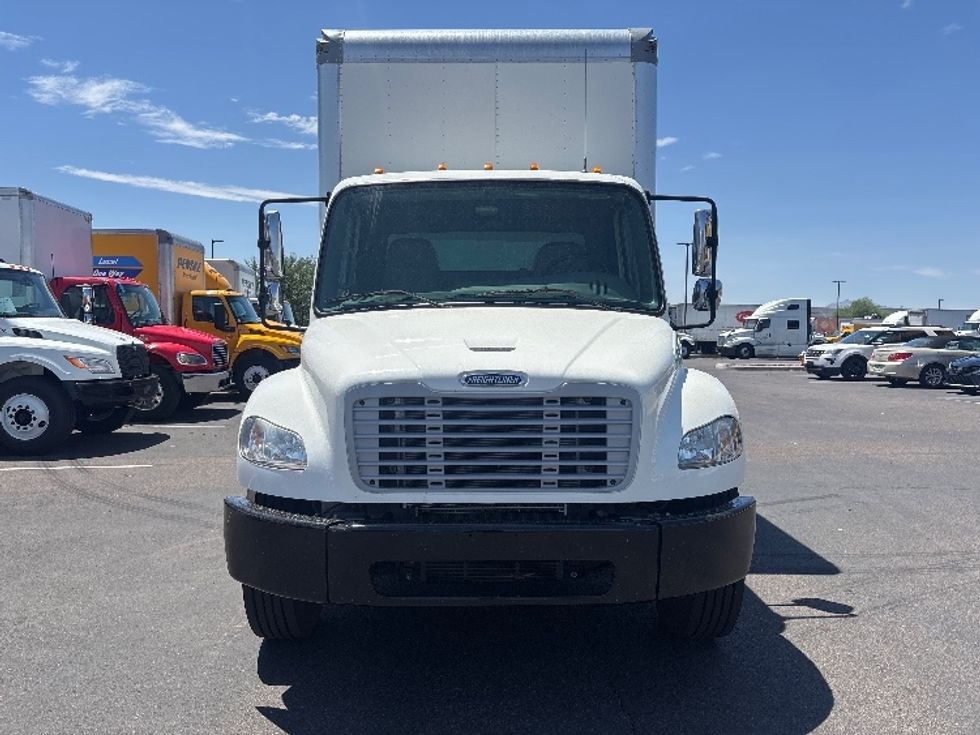Medium Duty Box Truck-Light and Medium Duty Trucks-Freightliner-2022-M2-Phoenix-AZ-186,519\n\t\tmiles-$ 63,500 - Image 2