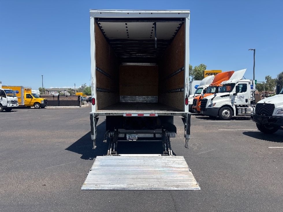 Medium Duty Box Truck-Light and Medium Duty Trucks-Freightliner-2022-M2-Phoenix-AZ-186,519\n\t\tmiles-$ 63,500 - Image 9