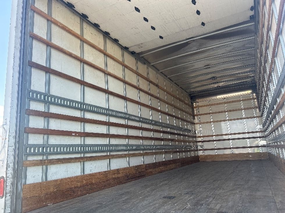 Medium Duty Box Truck-Light and Medium Duty Trucks-Freightliner-2022-M2-Phoenix-AZ-192,117\n\t\tmiles-$ 56,500 - Image 10
