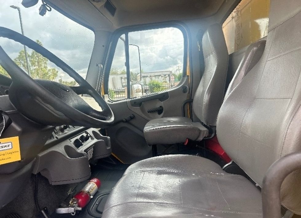 Medium Duty Box Truck-Light and Medium Duty Trucks-Freightliner-2022-M2-Phoenix-AZ-238,774\n\t\tmiles-$ 50,000 - Image 19