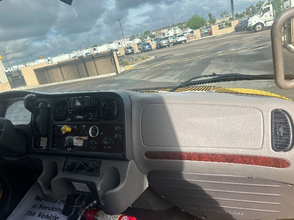 Medium Duty Box Truck-Light and Medium Duty Trucks-Freightliner-2022-M2-Phoenix-AZ-238,774\n\t\tmiles-$ 50,000 - Image 21