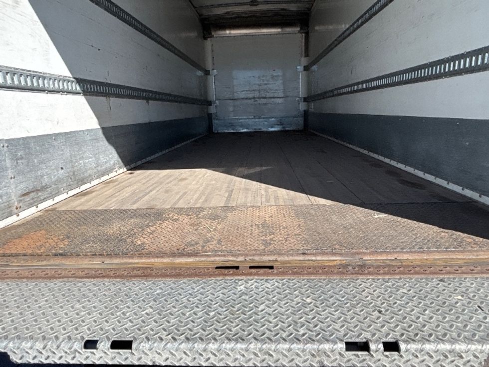Medium Duty Box Truck-Light and Medium Duty Trucks-Freightliner-2022-M2-Phoenix-AZ-323,027\n\t\tmiles-$ 34,750 - Image 10