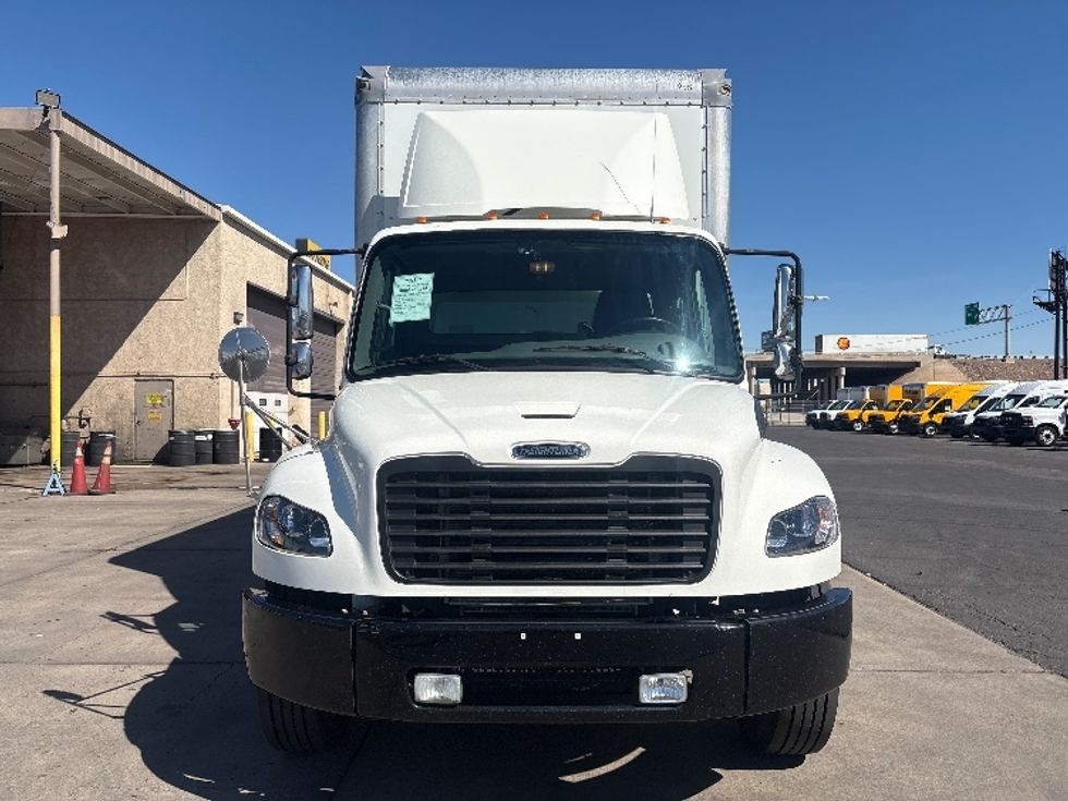 Medium Duty Box Truck-Light and Medium Duty Trucks-Freightliner-2022-M2-Phoenix-AZ-323,027\n\t\tmiles-$ 34,750 - Image 2