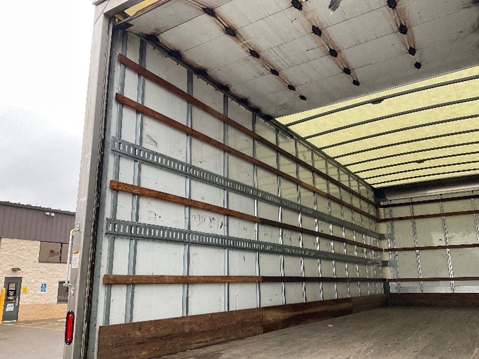 Medium Duty Box Truck-Light and Medium Duty Trucks-Freightliner-2022-M2-Piqua-OH-128,851\n\t\tmiles-$ 72,000 - Image 11