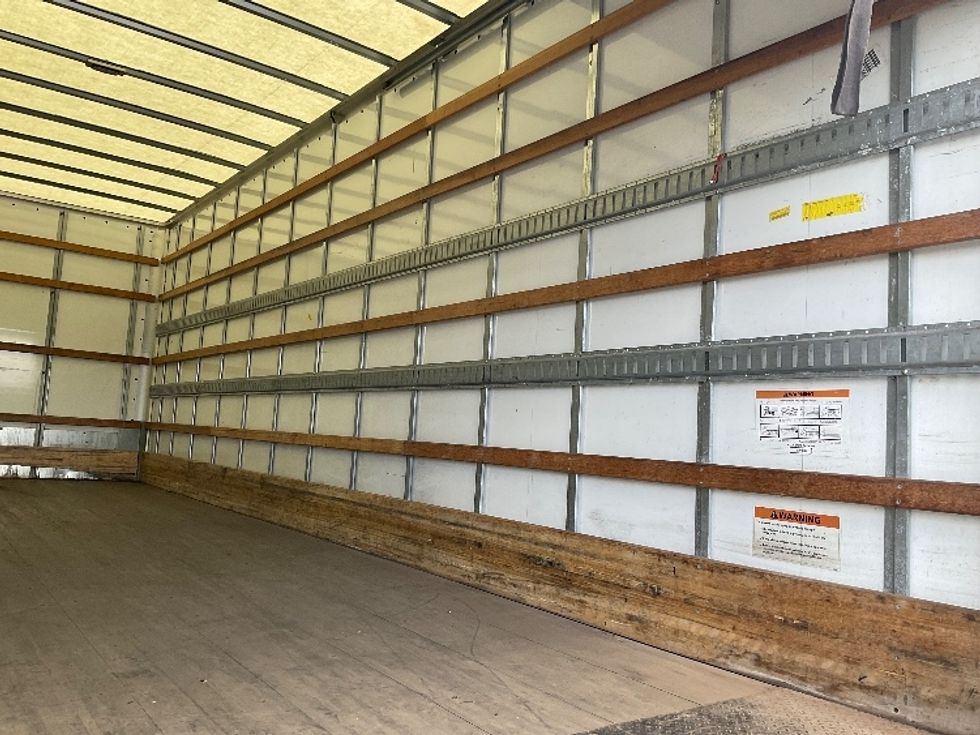 Medium Duty Box Truck-Light and Medium Duty Trucks-Freightliner-2022-M2-Piqua-OH-207,648\n\t\tmiles-$ 54,000 - Image 12